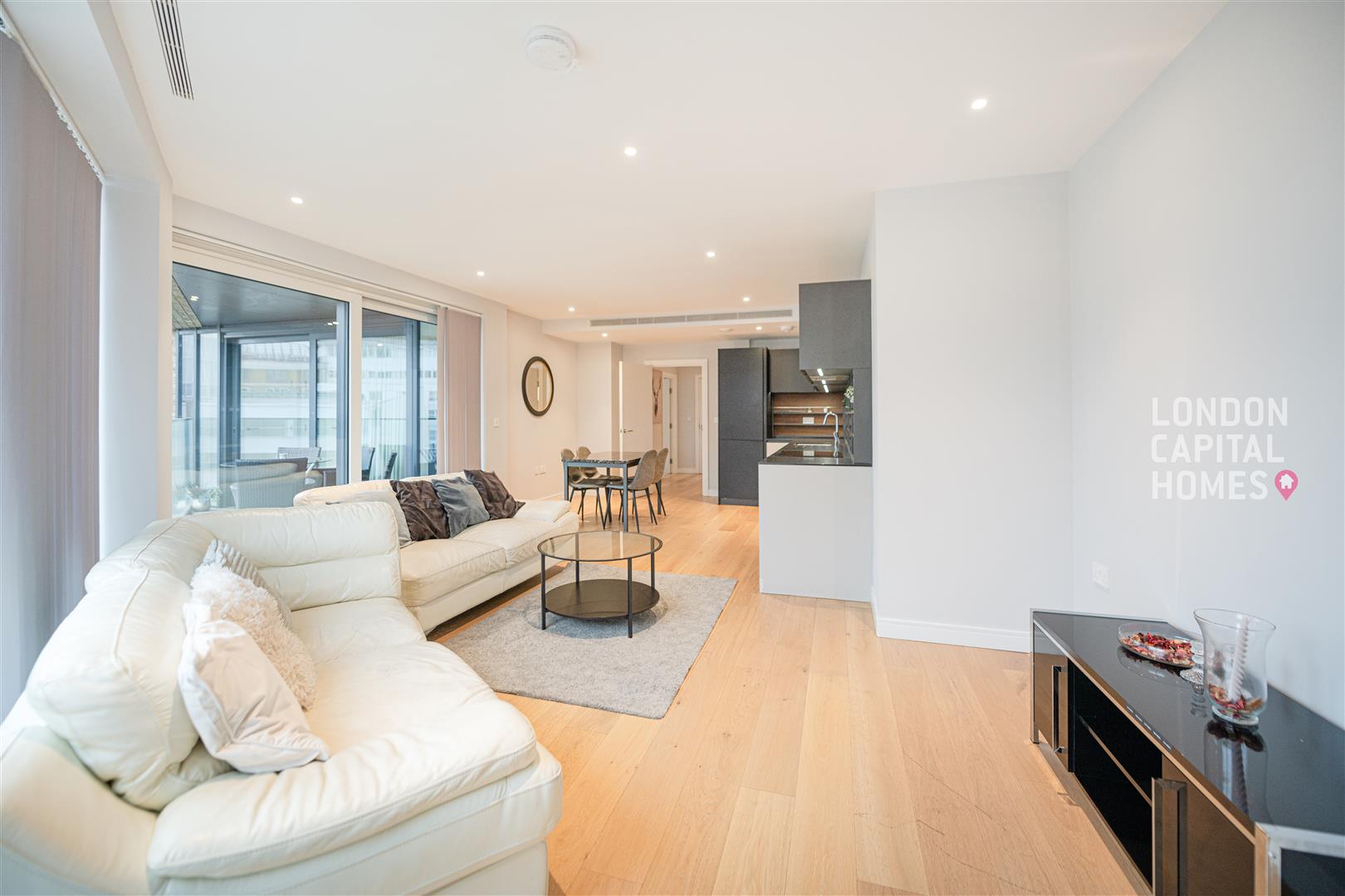 2 bed property in Fairview House, 2 Lockgate Road, London